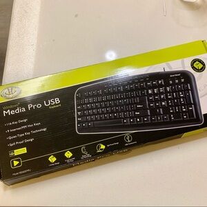 Black Wired USB 116-Key Multimedia Keyboard​